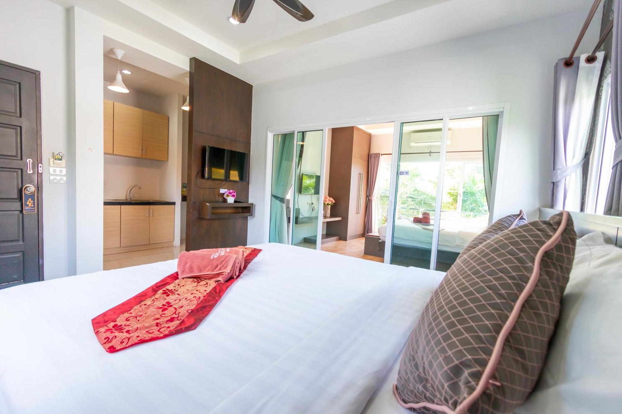 Phutara Lanta Resort - Sha Extra Plus Koh Lanta Exterior photo